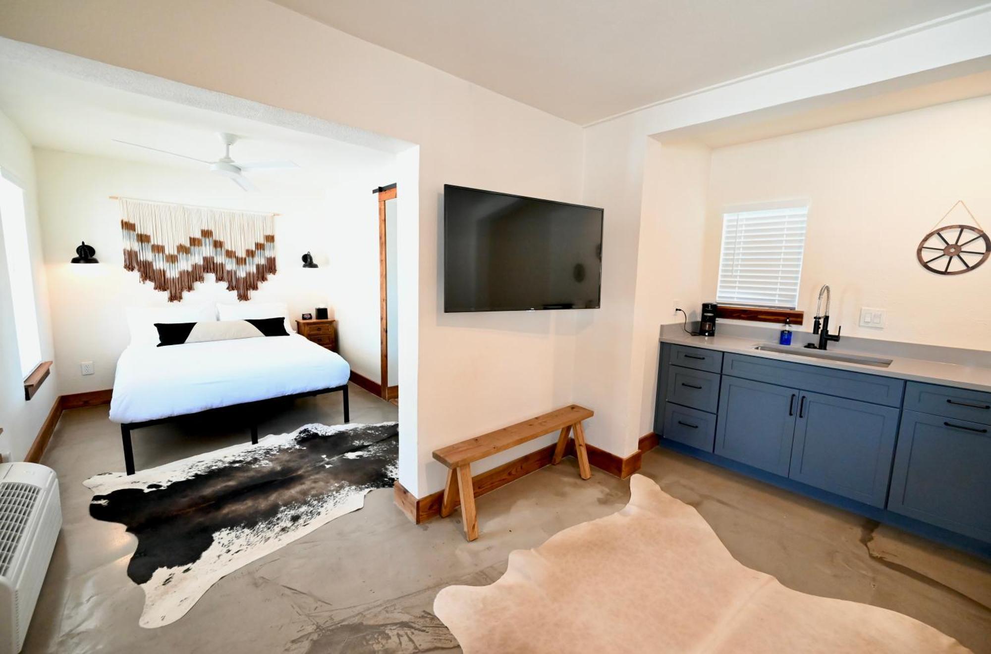 Blanco County Inn & Guesthouses Екстер'єр фото