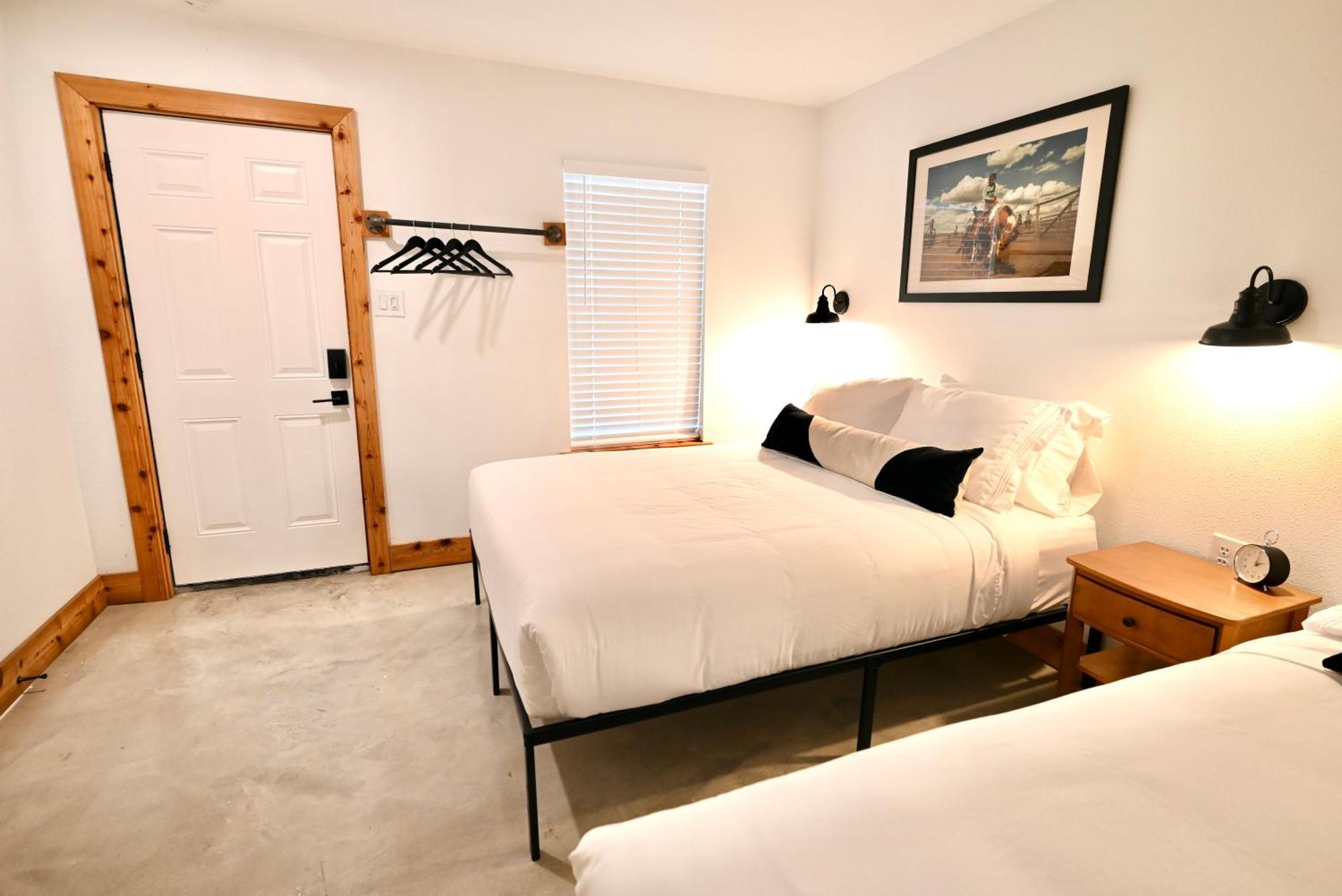 Blanco County Inn & Guesthouses Екстер'єр фото